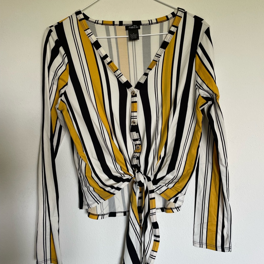 Rue21 Women's Yellow and Black Striped Blouse